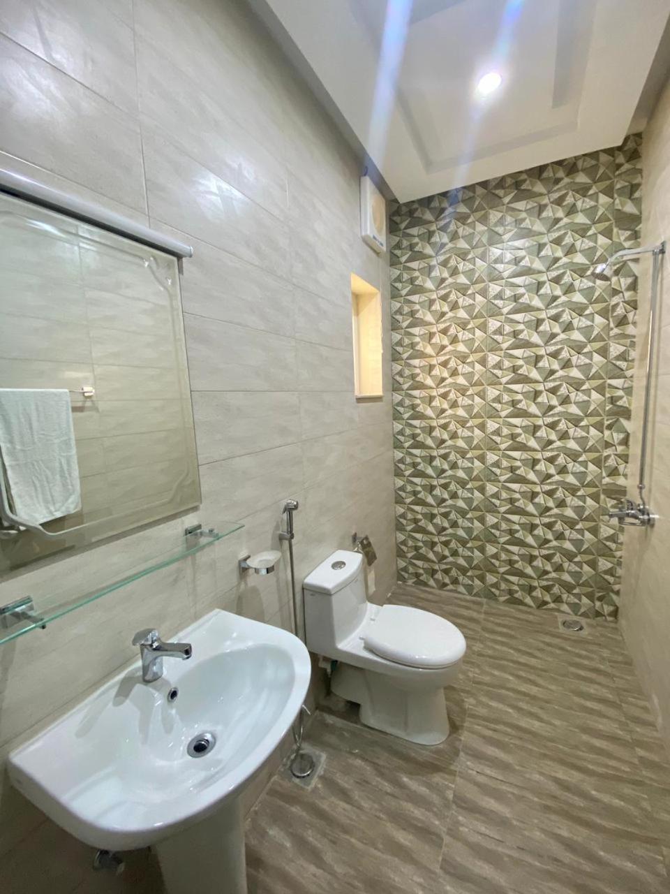 Dream Inn Guest House Islamabad Exteriör bild
